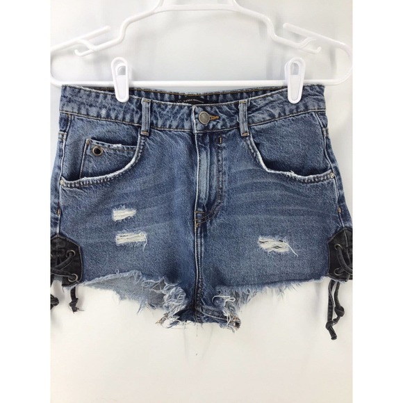Zara Womens Size 4 Blue Denim Jean Cut Off Shorts Distressed - Picture 3 of 15